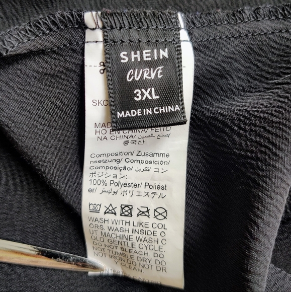 SHEIN Curve Embroidered Tunic 3XL Floral Black White Womens Plus Size - Picture 3 of 9